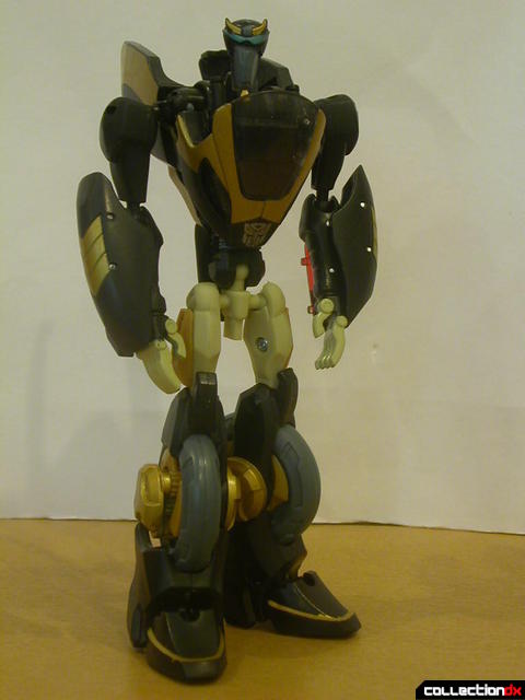 Autobot Prowl- robot mode posed (2)