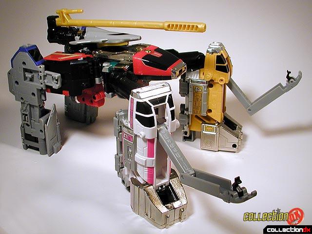  Deluxe Omega Megazord