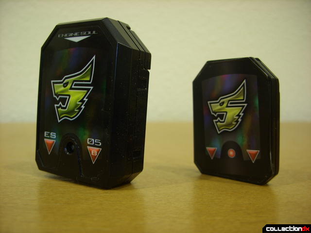 Engine Gunpherd's Engine Soul (L) and Wolf Cruiser's Engine Cell (R)