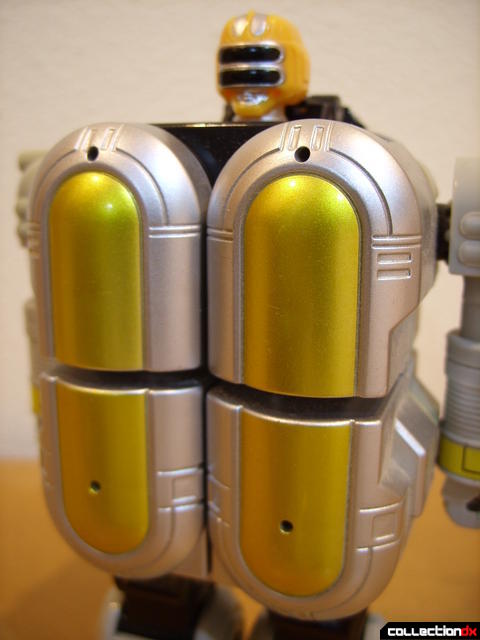 Super Zeo Zord 2 (torso, front)