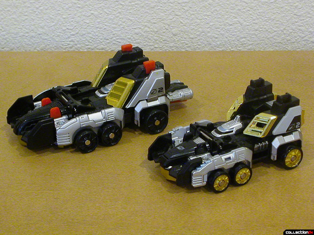 Speed Driver Zord (left) and Gougou Formula (right)