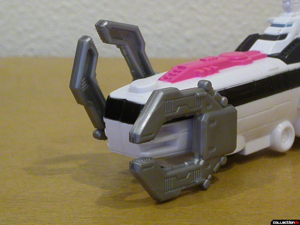 Sub Driver Zord- utility claws deployed