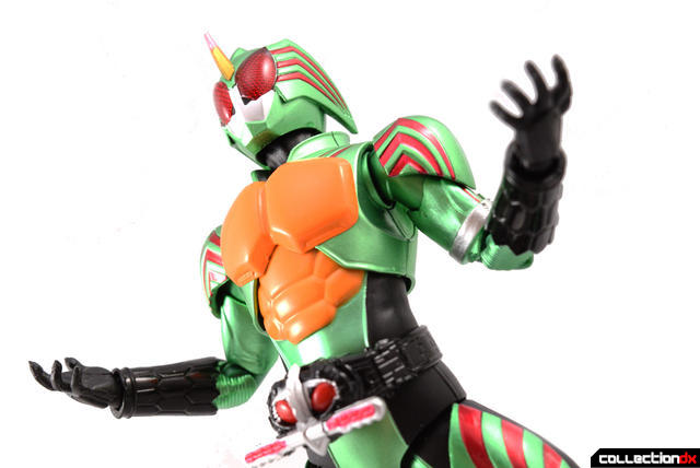 SH-Figuarts-Kamen-Rider-Amazon-Omega-10