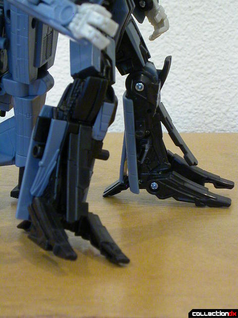 Decepticon Blackout- robot mode (legs posed)