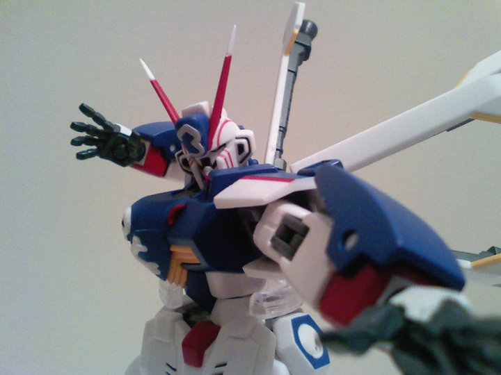 Crossbone Gundam X-3