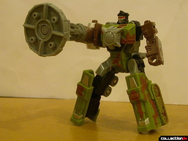 Autobot Signal Flare- robot mode posed (with Energon dish attached)