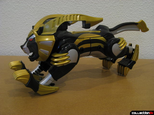 Transforming Fury Megazord Set- Lion posed