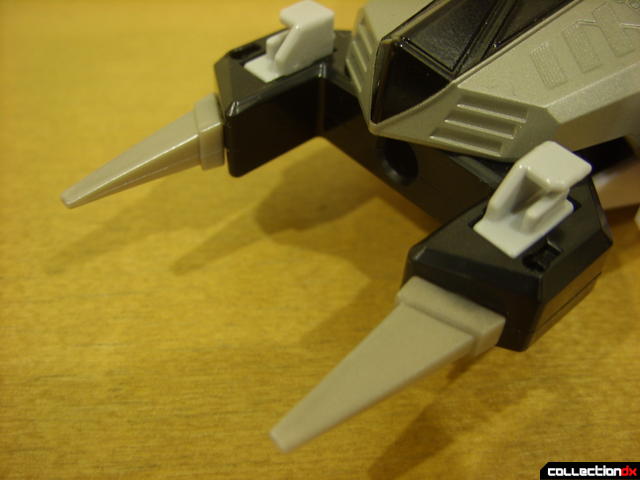 Engine Gattai Series 5- Engine Jettoras (fangs detail)