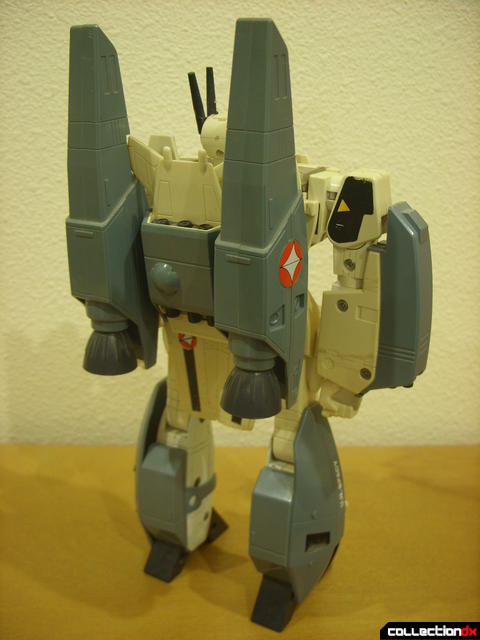 VF-1S Super Valkyrie - Battroid Mode (back)