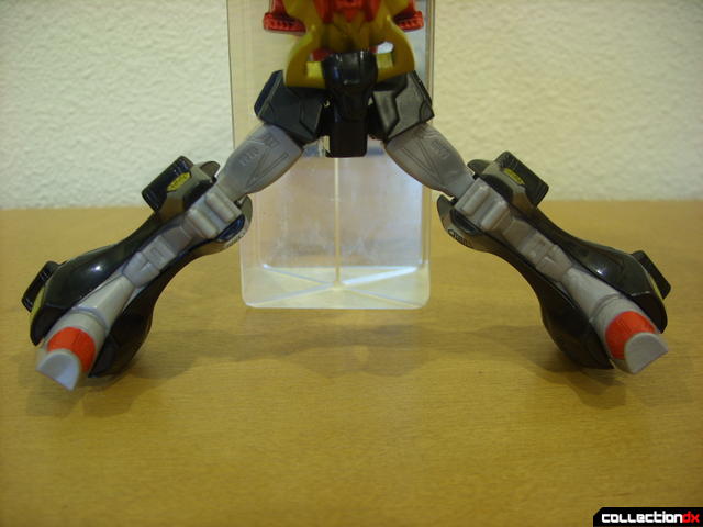 Retrofire Wild Force Megazord (legs opened wide)