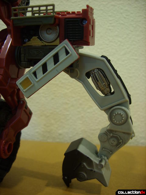Voyager-class Decepticon Demolishor- robot mode (left arm detail)
