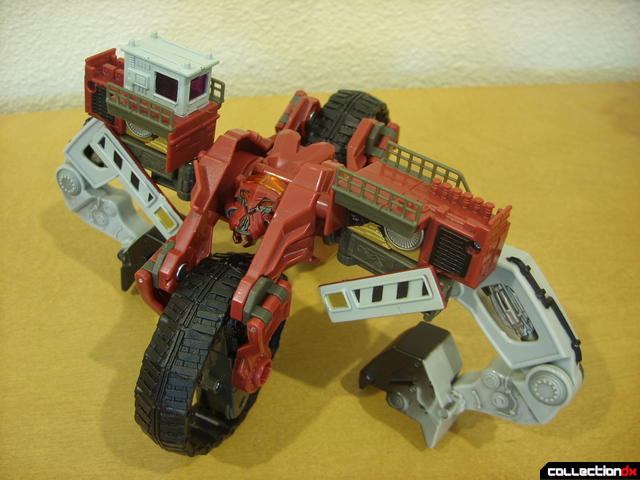 Voyager-class Decepticon Demolishor- robot mode (wheels in optional bicycle form)