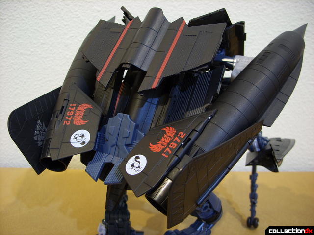 RotF Leader-class Autobot Jetfire- robot mode (back detail)