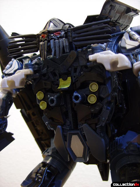 RotF Leader-class Autobot Jetfire- robot mode (torso detail)