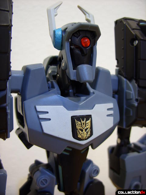 Animated Voyager-class Decepticon Shockwave- Shockwave form (torso detail)