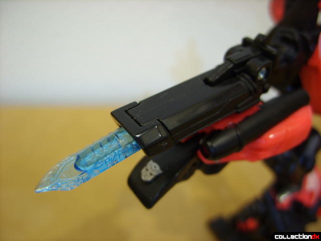 RotF Deluxe-class Autobot Arcee- robot mode (blaster detail, knife deployed)