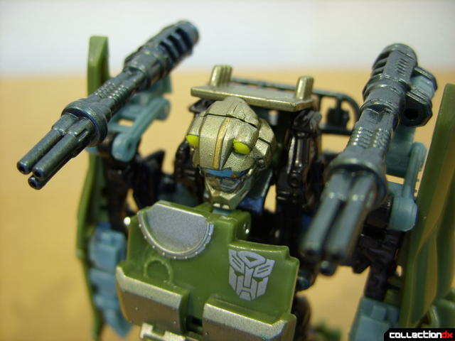 RotF Scout-class Autobot Dune Runner- robot mode (machine guns detail)