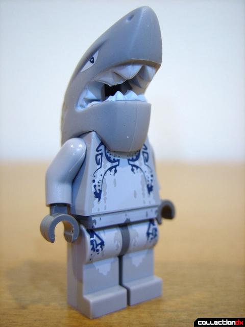 Wreck Raider- Shark Warrior minifig (front)