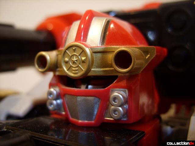 Zeo Mega-Battlezord (helmet detail)