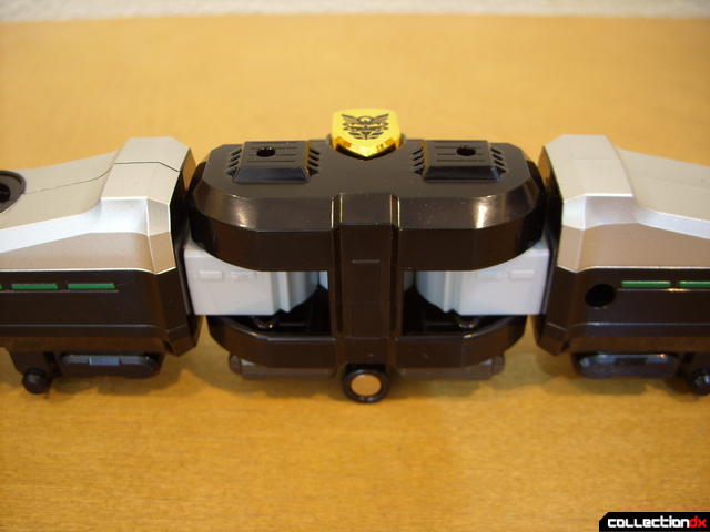 DX Tensou Gattai Gosei Great- Gosei Snake in profile (2)