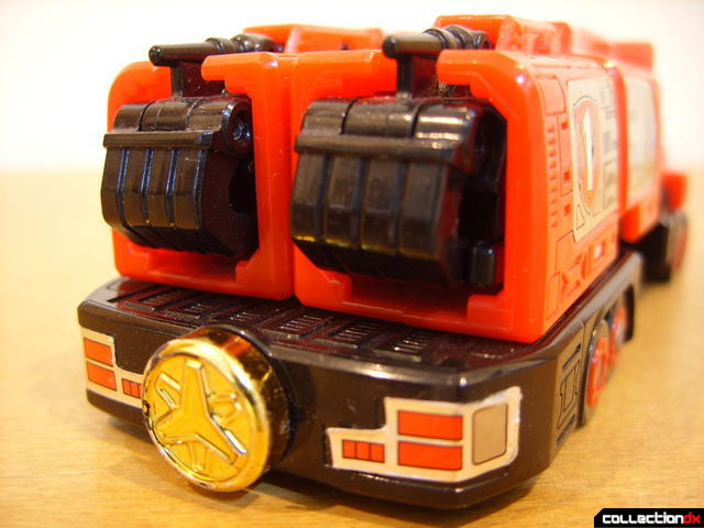 Deluxe Lightspeed Megazord- Pyro Rescue-1 (back detail)