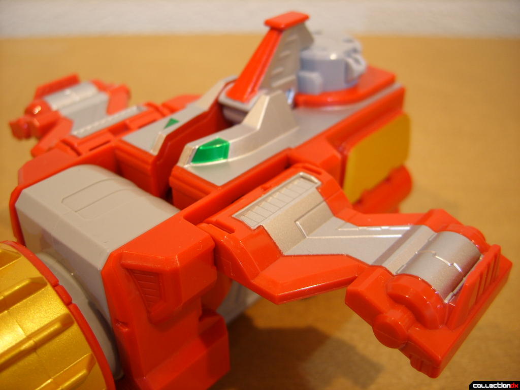 DX Tensou Gattai Gosei Ground- Gosei Skyion (top and wing detail)