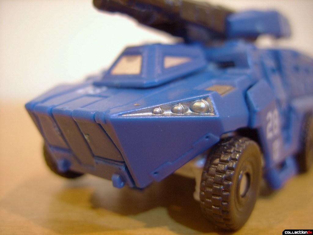 Scout-class Autobot Breacher- Vehicle Mode (front detail)