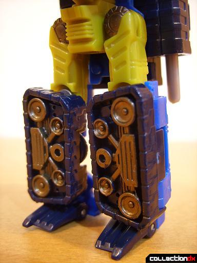 Scout-class Autobot Scattorshot- robot mode (legs)