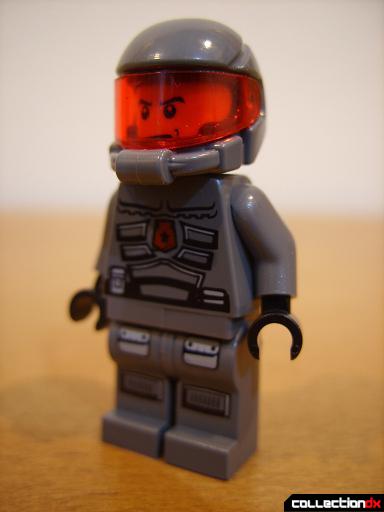 Undercover Cruiser - Space Police Commando minifig