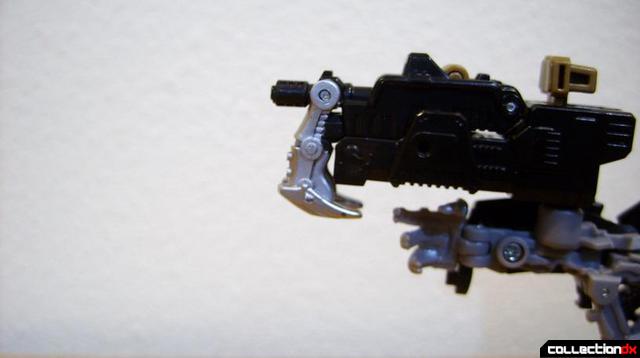 DotM Deluxe-class Decepticon Crankcase (18)