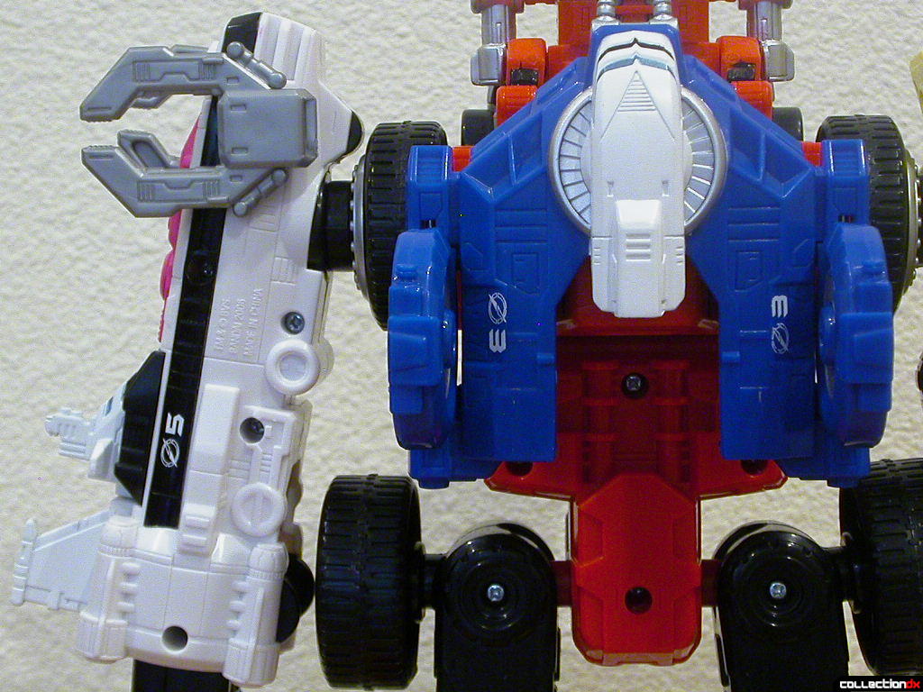 Deluxe DriveMax Megazord (back detail)