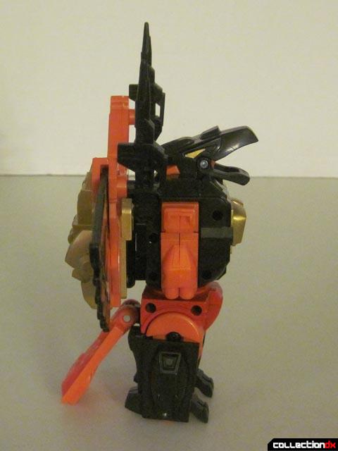 predaking_divebomb_bird_R_side_1 copy.jpg