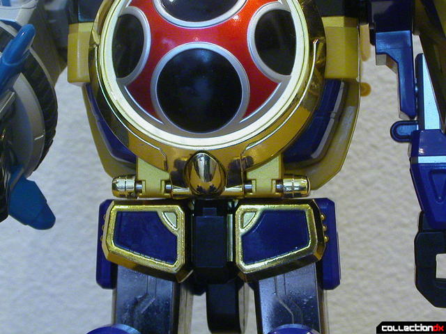 DX Senpuujin- waist joint detail (centered)