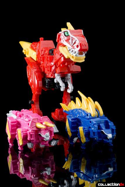 Dino Charge Megazord-38