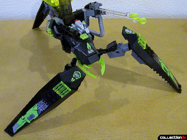 Shadow Crawler- front legs posed