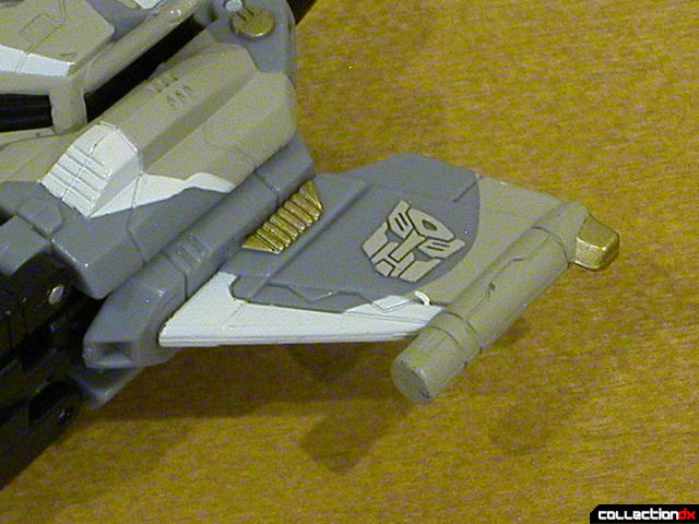 Autobot Skyblast- vehicle mode (left wing detail)