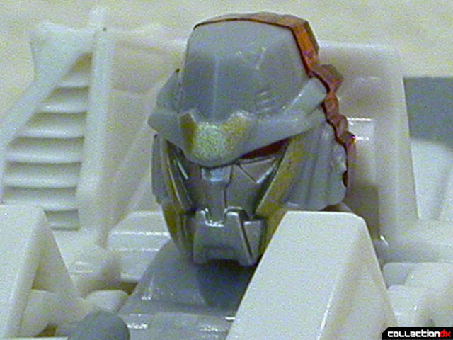 Decepticon Wreckage- robot mode (head detail)