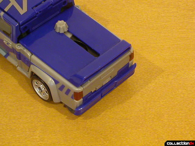 Decepticon Dropkick- vehicle mode (deploying claw feature, 1-3)