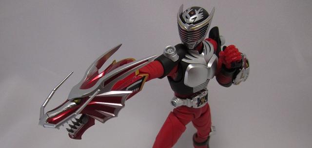 Kamen Rider Ryuki with Dragreder