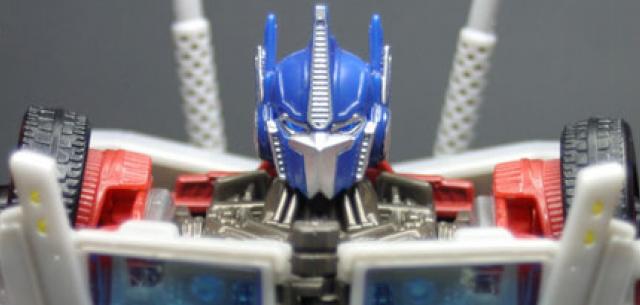 First Edition Voyager Class Optimus Prime