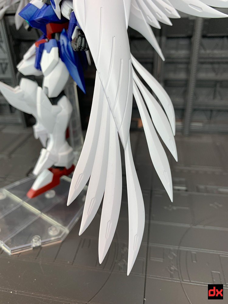 XXXG-00W0 Wing Gundam Zero (EW)