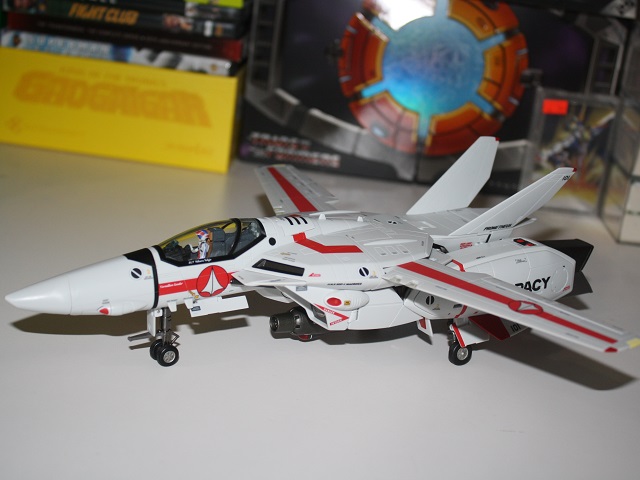  VF-1J Hikaru Use