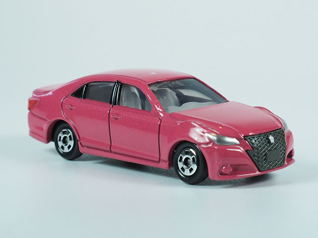 Toyota Crown Athelete