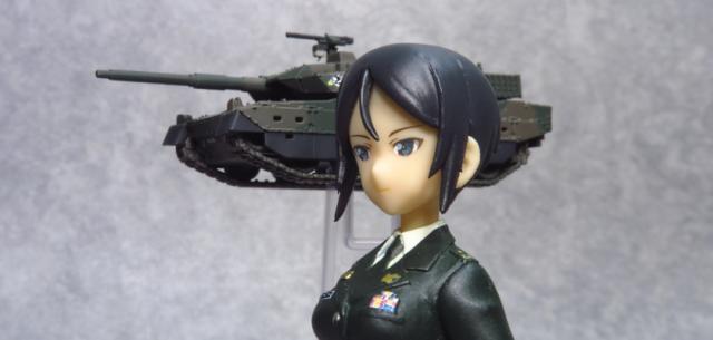 Captain Ami Chouno & JGSDF Type 10 Tank