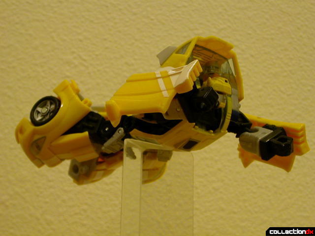 Autobot Bumblebee- robot mode flying