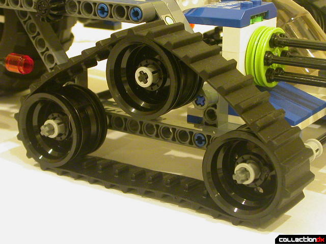 Hybrid Rescue Tank- drive section (right tractor tread detail)