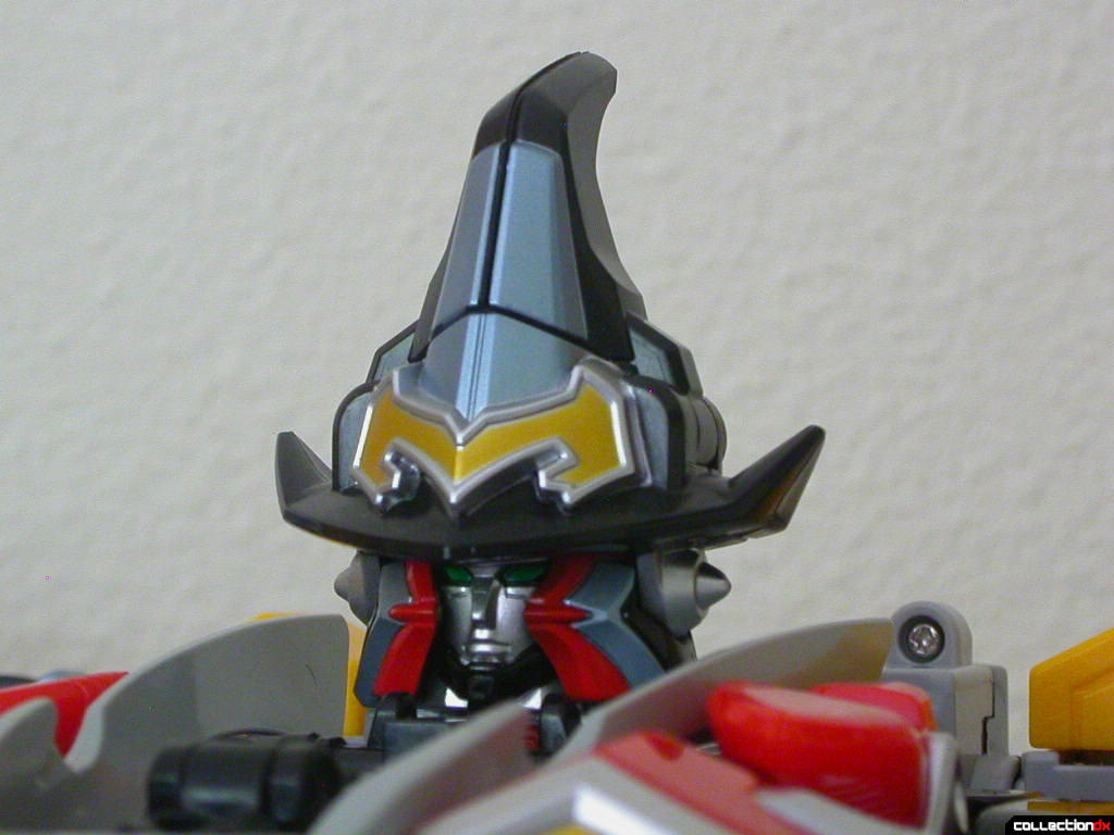 DX MagiKing close-up (head)