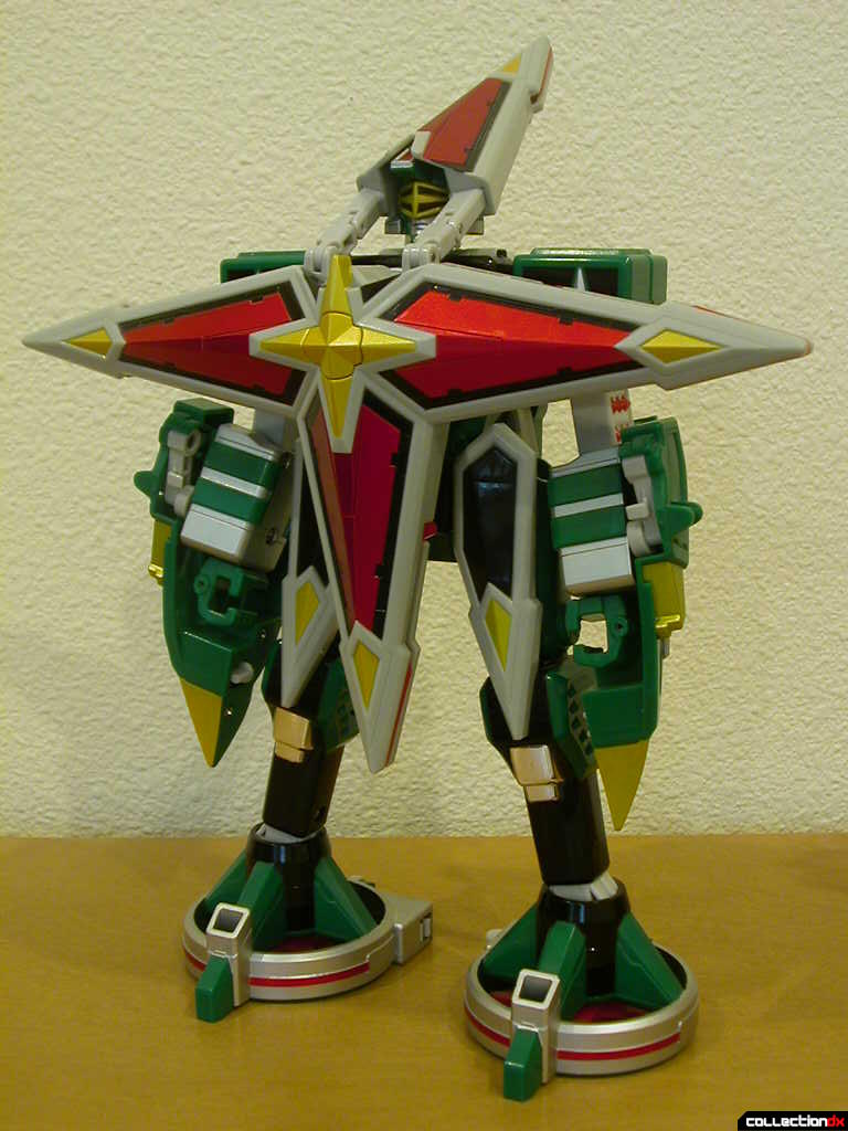 Deluxe Samurai Star Lightning Megazord -Megazord Mode (front)