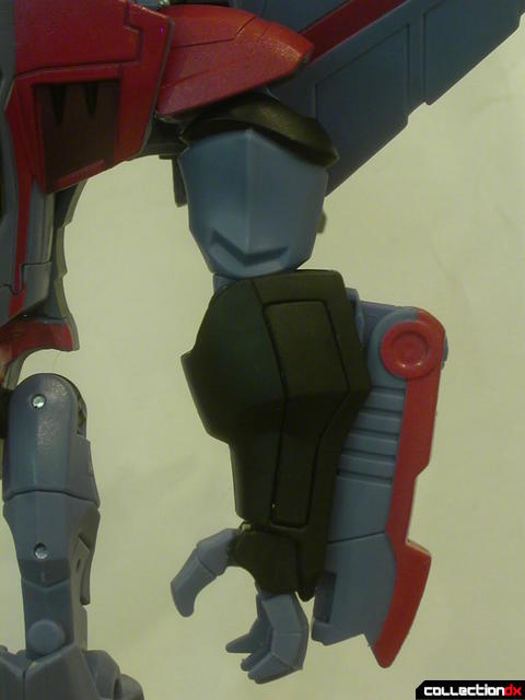 Decepticon Starscream- robot mode (left arm detail)