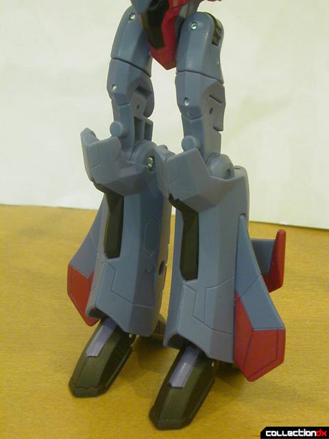Decepticon Starscream- robot mode (legs detail)